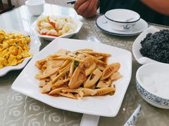 乌米饭-鱼水情·农家菜·大鱼头(南山竹海店)