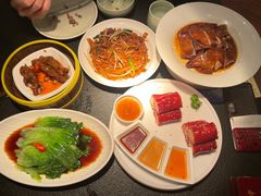 -蝴蝶里·粤菜·点心(滨江龙湖店)
