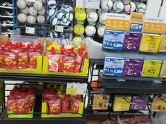 -迪卡侬(高新万达店)