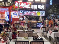 -刘姐啤酒鱼民族演艺餐厅(西街总店)