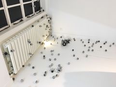 -胶囊画廊