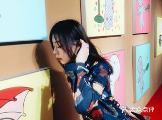 龙虾&GUCCI，拍到手机断电手抽筋的超大展览