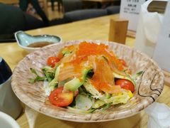 油梨三文鱼沙拉-桃屋日本料理(清华科技园店)