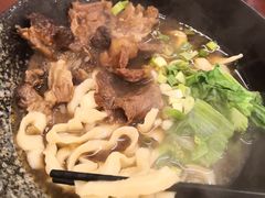 -尊品原汁牛肉面