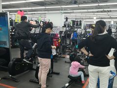 -迪卡侬(西三旗店)