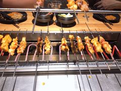 会自己转的烧烤炉-悦屋老板娘的烤肉店(紫薇田园店)