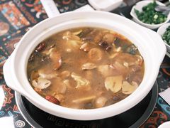 -菌林天下·野生菌汤锅