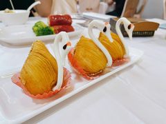 金枕天鹅酥-帝源轩酒楼(卡瑞登店)