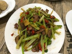 牛三宝-南雄雄州土菜餐厅(粤北大厦店)