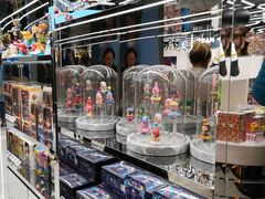 -泡泡玛特POPMART(侨福芳草地店)