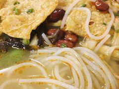 -丽丽三鲜螺蛳粉(田林路店)