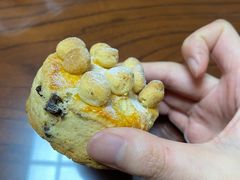 -SKROLL卡特司库·蛋糕定制·生吐司·司康(古北程家桥店)