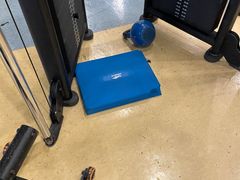 -锐菲特游泳体育健身中心(滨江店)