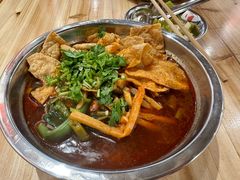 -柳州肥姨妈大骨螺蛳粉(江宁万达店)