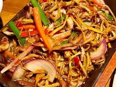 -雀舞云南菜(天津天河城购物中心店)