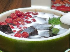 红豆椰汁龟苓膏-西关味(大卫城店)