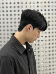 -一家只做男发烫染的店