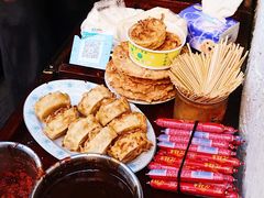 -仓桥直街臭豆腐