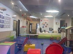 -澳洲袋鼠早教(金辉环球广场店)