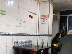 大堂-石灰市毛记烧鸡公(解放碑店)