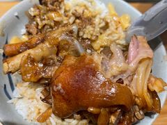 -红猪卤肉饭(大西洋美食城店)