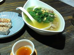-山顶沙河粉-粤菜馆(凯旋店)
