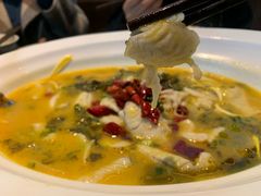 金汤酸菜鱼-绿茶餐厅(成都大悦城店)