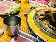 -青瓦炭韩潮烤肉(花园道店)