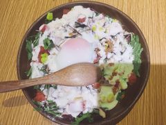温泉蛋凯撒沙拉-夕酱の烧肉屋