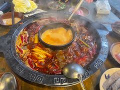 -黄潇洒老火锅(九眼桥宏济巷店)