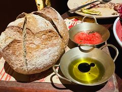 餐前面包-BROWNSTONE布朗石西班牙餐厅(富城店)