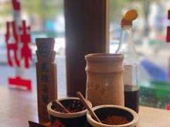 -矮子粉店1985·长沙米粉(湘春路店)