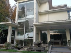 -上海怡沁园度假酒店