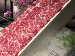 -左庭右院鲜牛肉火锅黑金店(陆家嘴中心店)