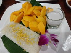 -Dang restaurant (patong phuket)