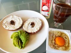 肉桂提子贝果-Tims天好咖啡·贝果(东方广场店)
