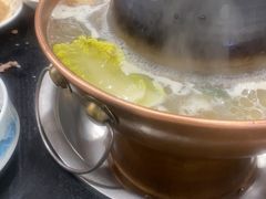 -楼外楼大刀肉传统火锅(西安大路店)