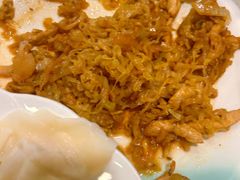 明炉烤牛肉酸菜-黄家饺子东北特色菜馆(湖滨商业街店)