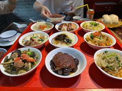 -蓝田九大碗民俗食府(蓝田店)