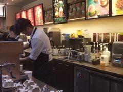 -星巴克(北京西站5号候车室)
