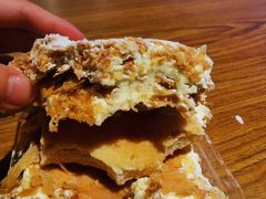 -白玉兰食品甜凤店(合生汇店)