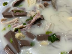 -鸭小妹鸭血粉丝(老门东店)