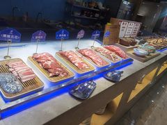 -锤头鲨毛肚海鲜烤肉自助餐厅(国购广场店)