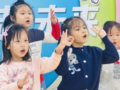 -蓝话筒·少儿成人演讲口才·主持朗诵·戏剧表演(大华第一坊店)