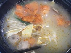 -名都晓荷塘主题火锅(海城街店)