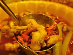 馋嘴牛蛙-龙门阵茶屋川菜馆(武康路店)