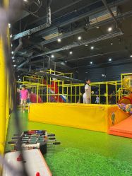 -蹦蹦跳跳(新奥购物中心店)