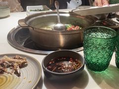 -喃喃椰·糟粕醋·椰子鸡火锅(七堡花园店)