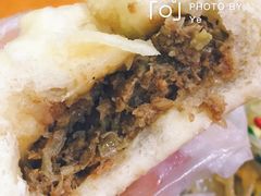 牛肉葱花包子-建基泡馍·西安老字号·清真(永宁店)