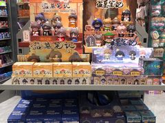 -潮品挚尚(五角场苏宁易购店)